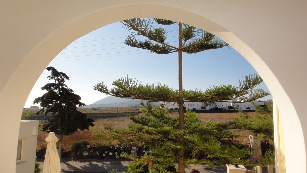 Niovi Hotel Fira  Exterior foto