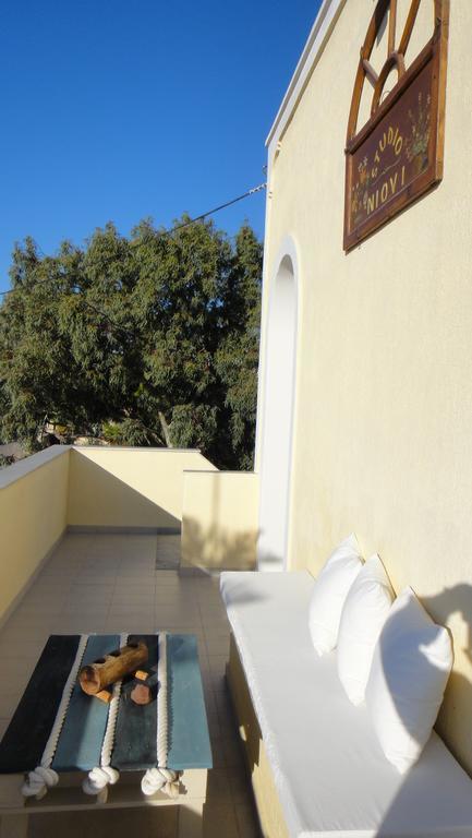 Niovi Hotel Fira  Exterior foto